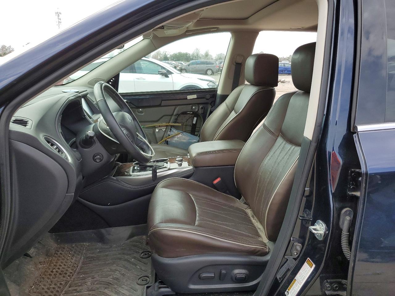 INFINITI Qx Luxe