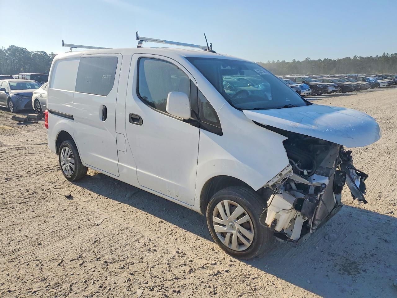 Nissan Nv