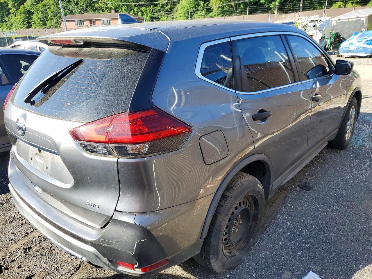 Nissan Rogue S