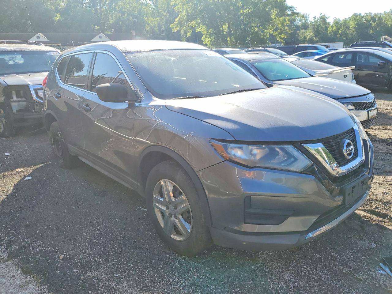 Nissan Rogue S