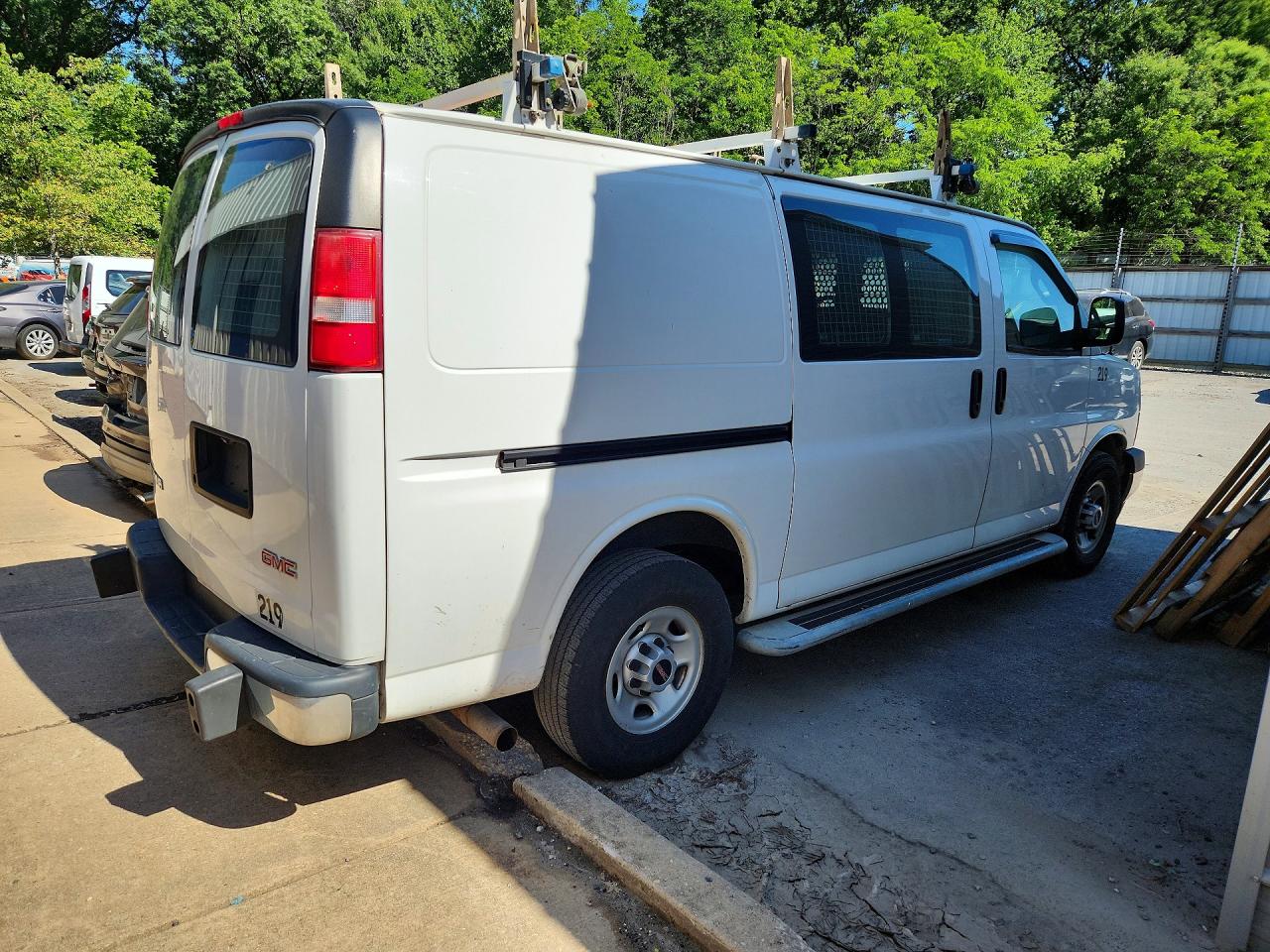 GMC Savana G2500