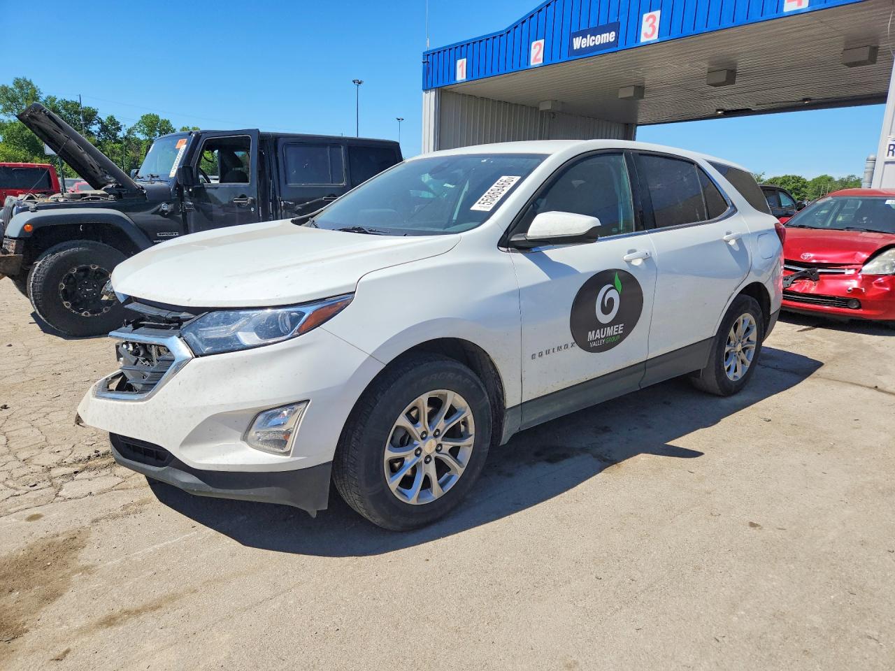 Salvage Chevrolet Equinox Image