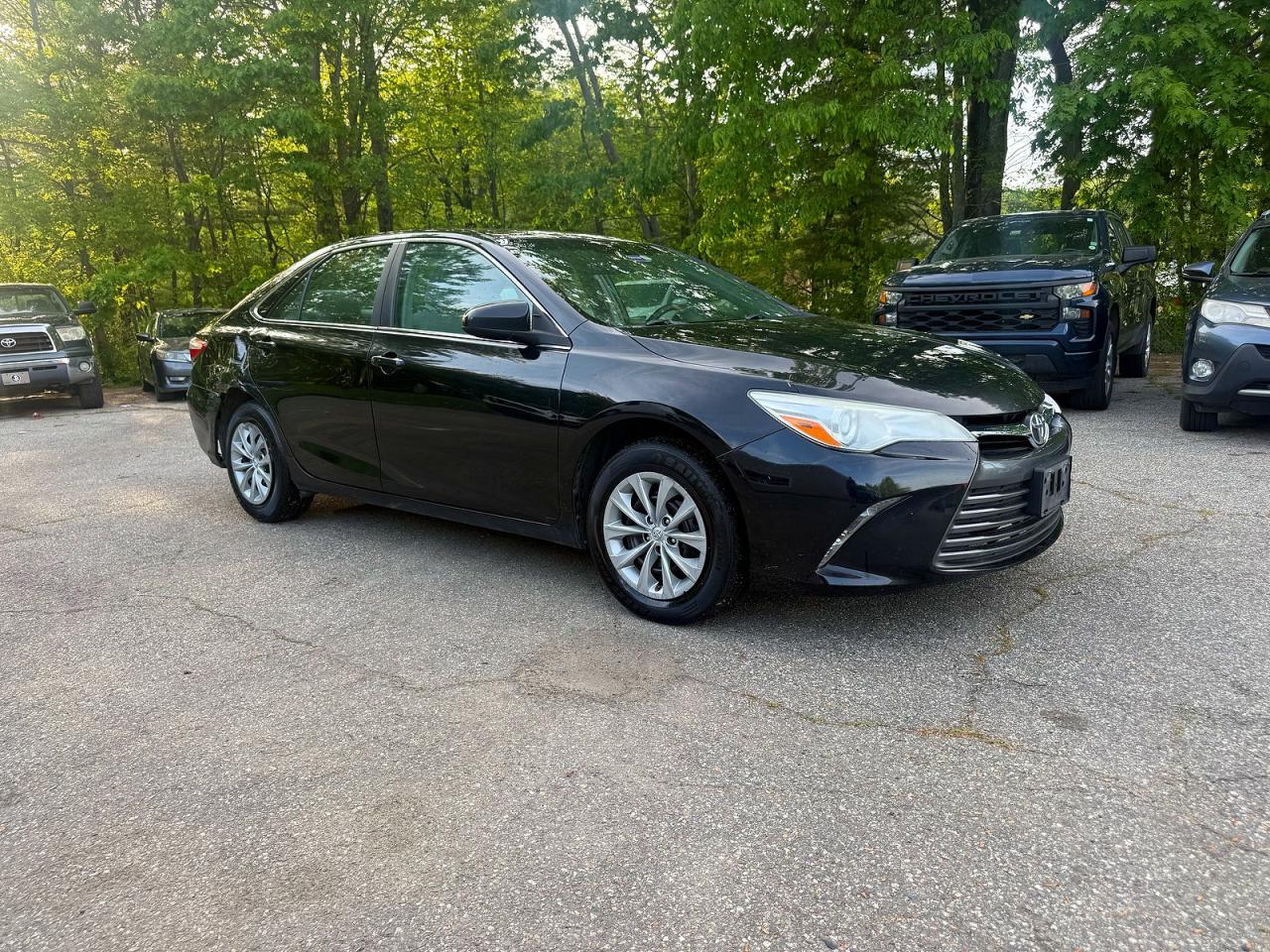 Salvage Toyota Camry Image