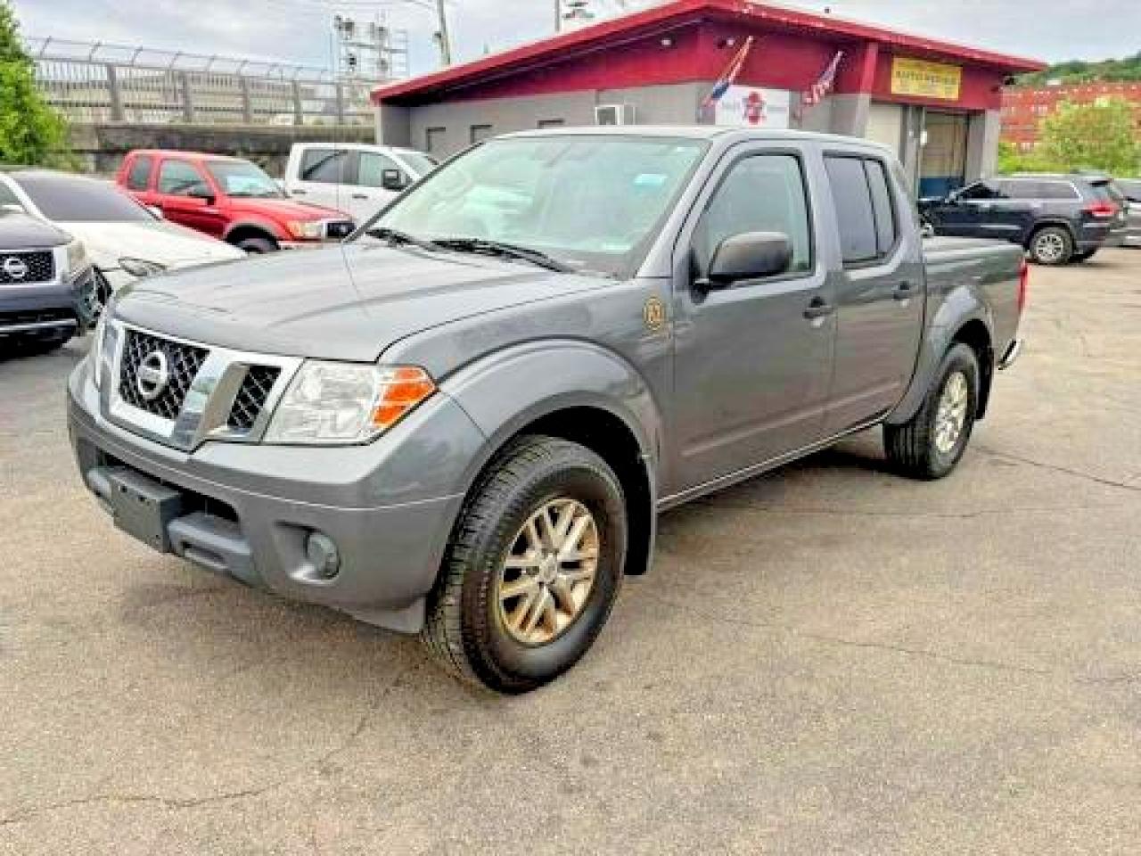 Salvage Nissan Frontier Image