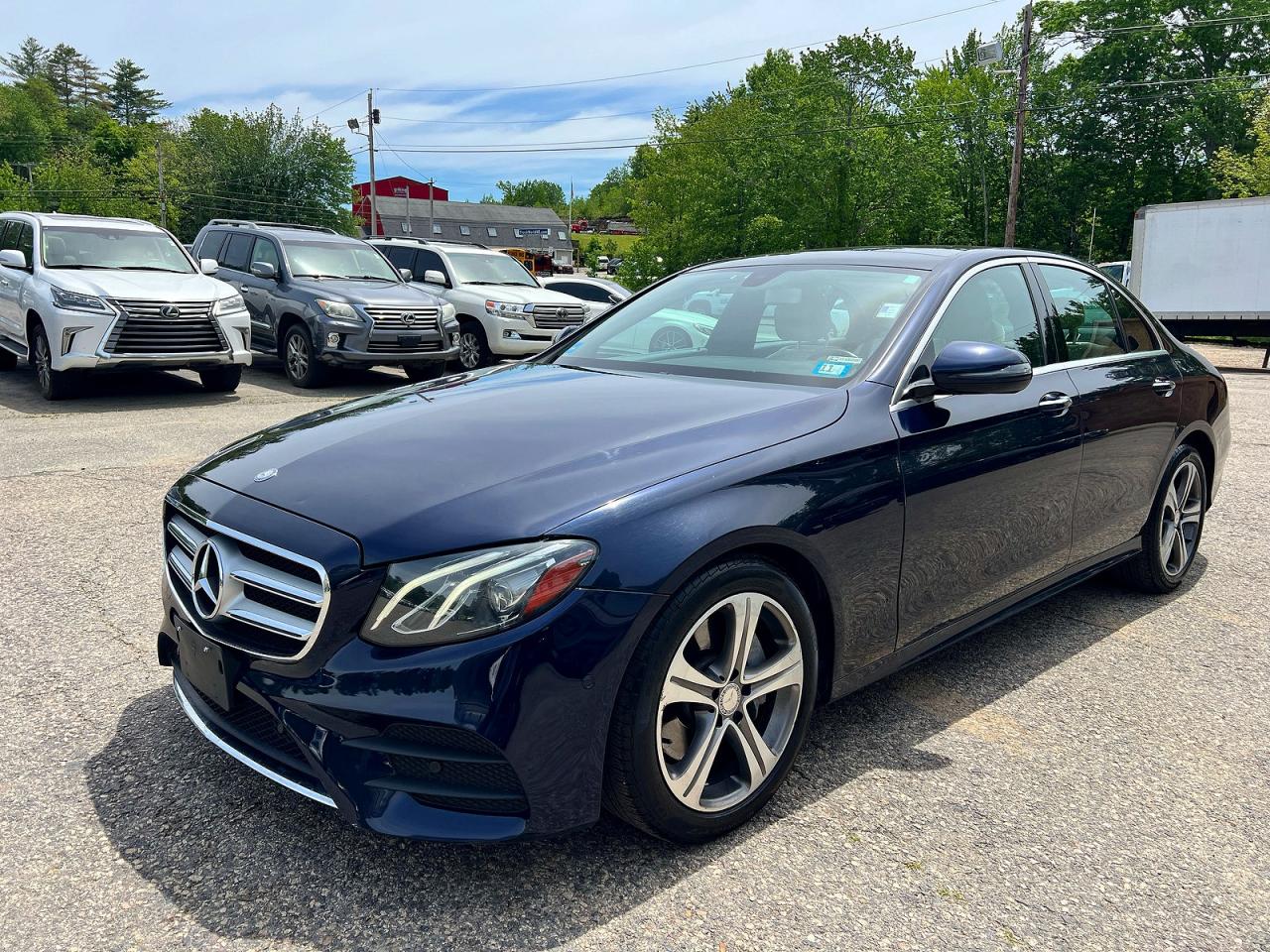 Mercedes-Benz E-Class 300 4matic