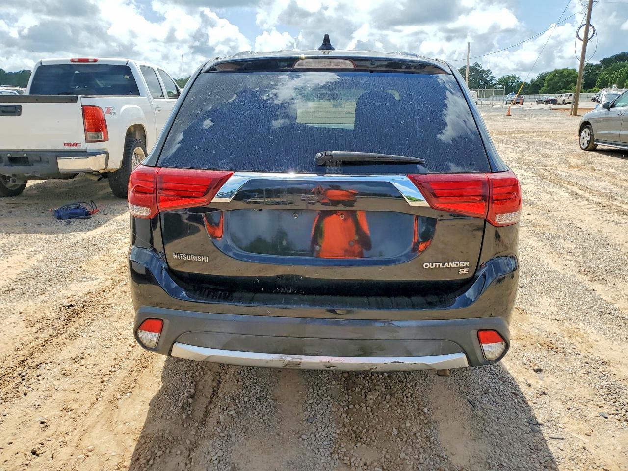 Mitsubishi Outlander Se