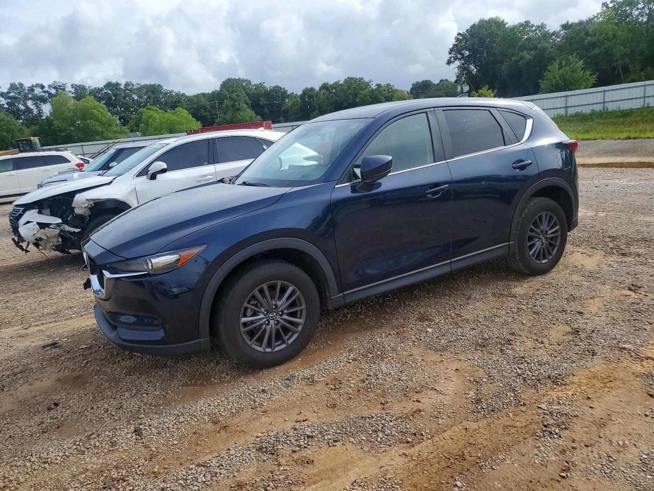 Salvage Mazda Cx Image