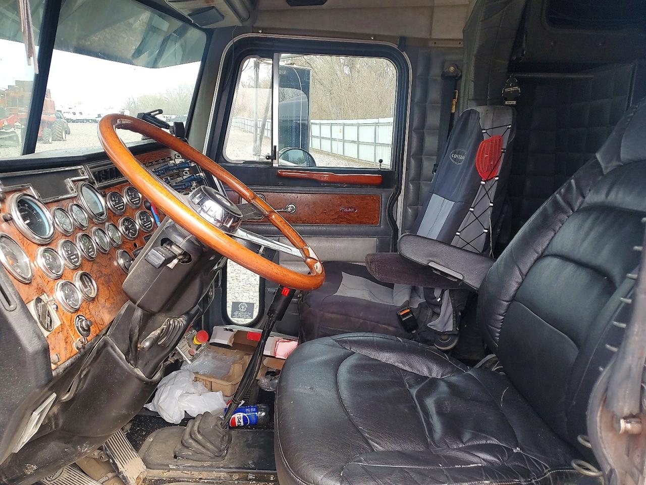 Peterbilt 379