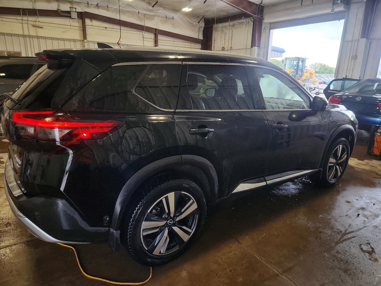 Nissan Rogue Platinum