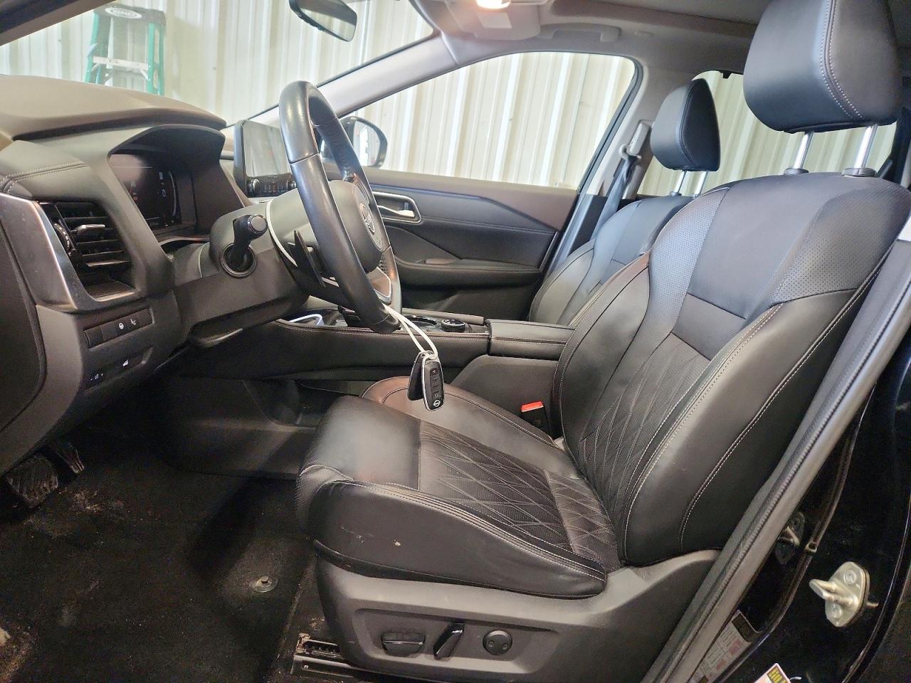 Nissan Rogue Platinum
