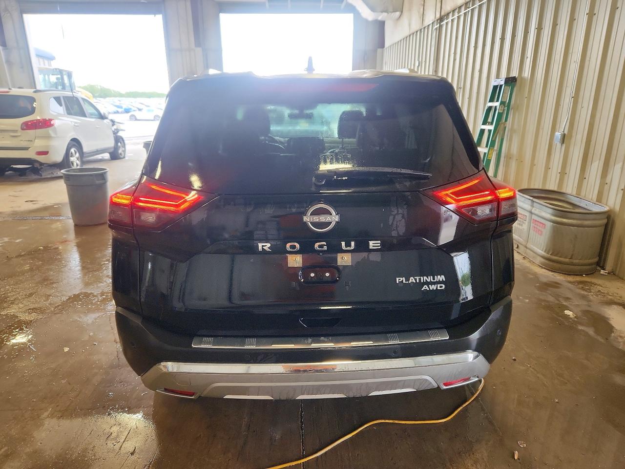 Nissan Rogue Platinum