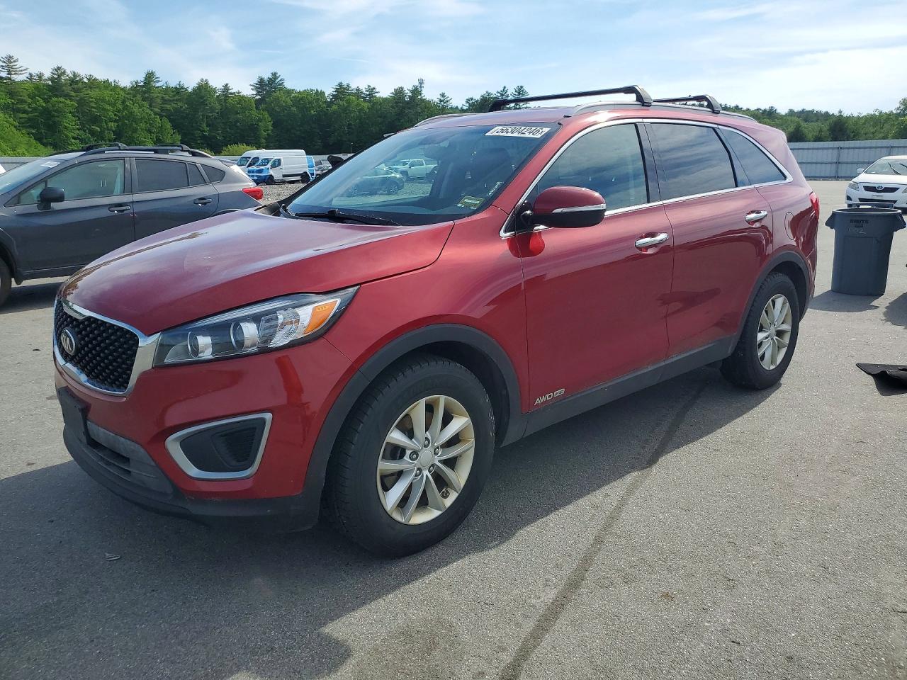 Salvage Kia Sorento Image