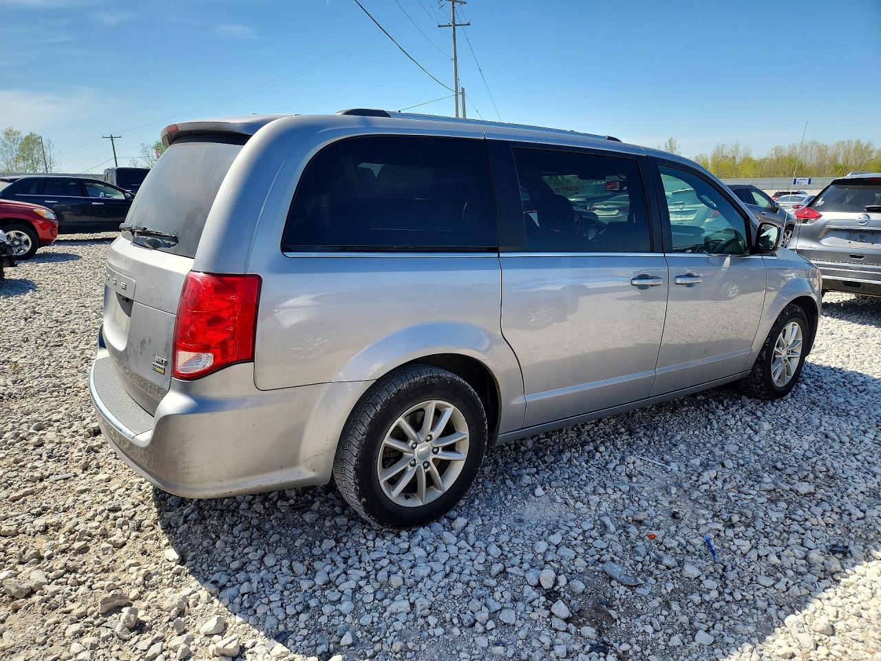 Dodge Caravan Sxt