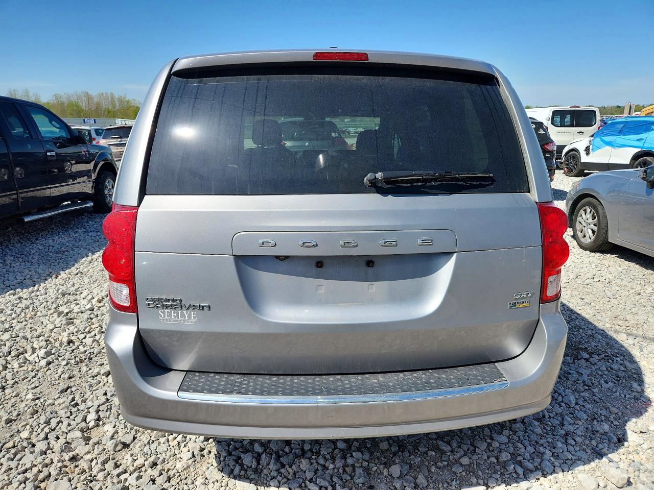 Dodge Caravan Sxt