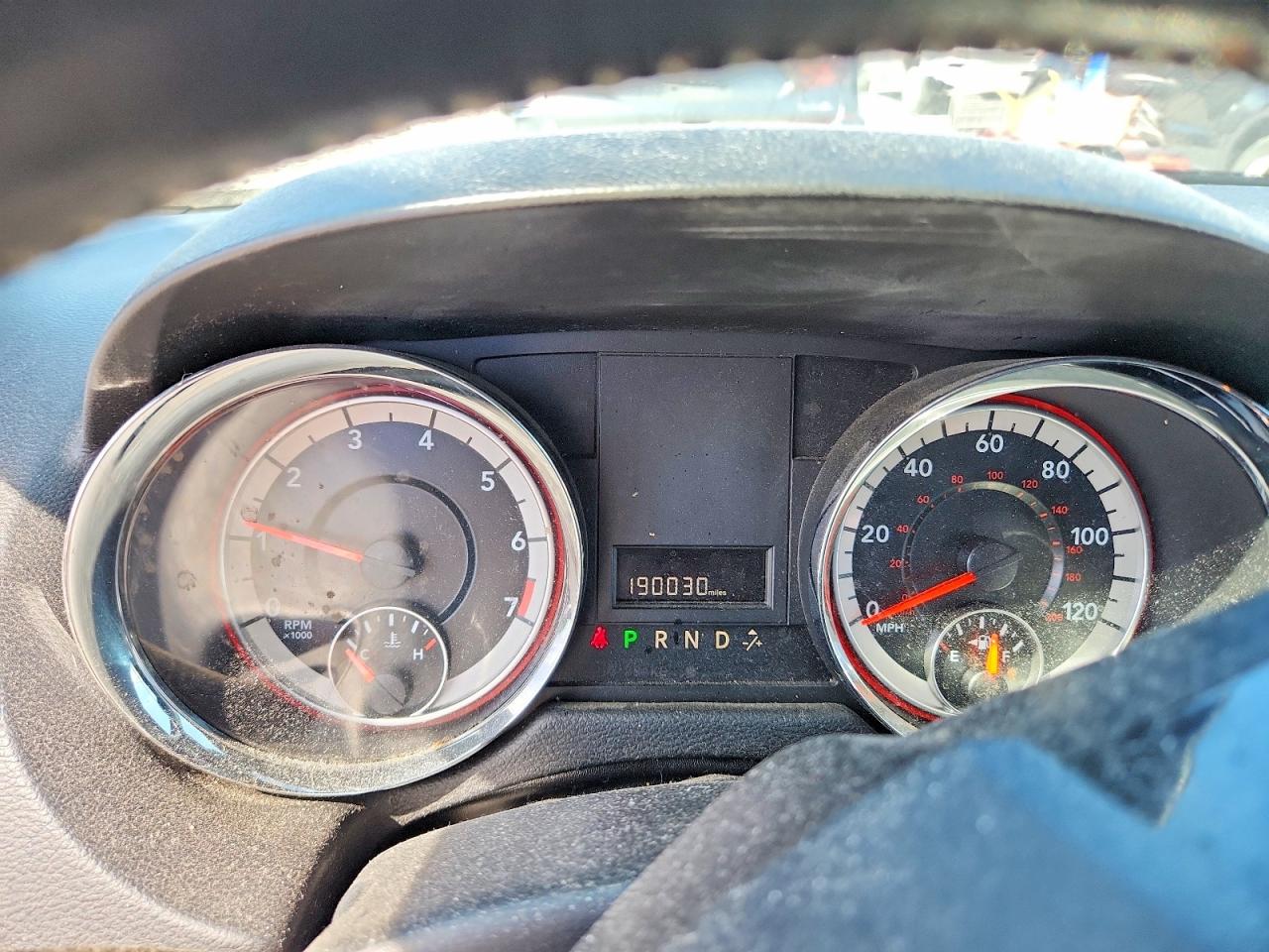 Dodge Caravan Sxt