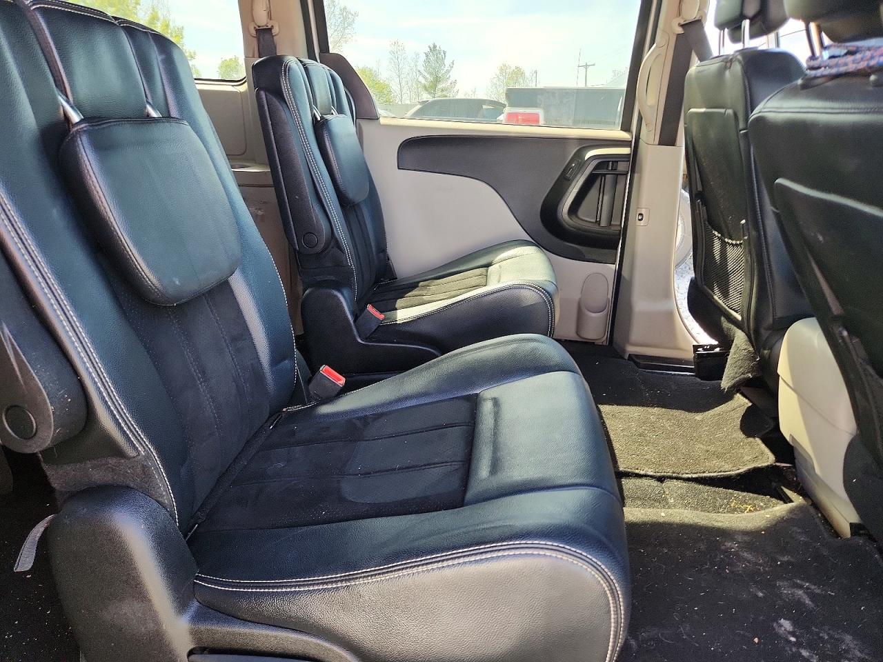 Dodge Caravan Sxt