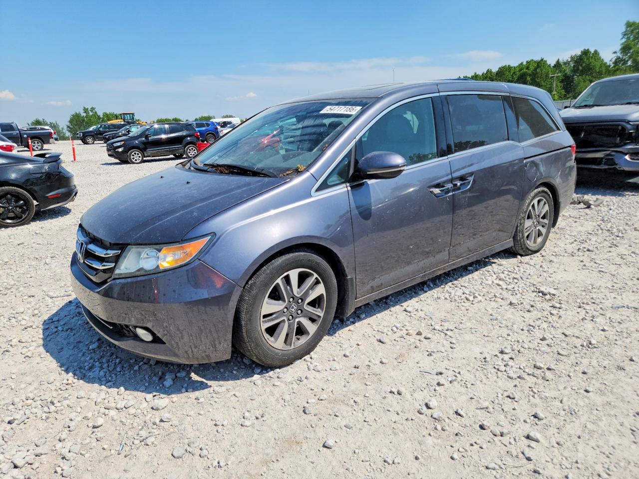 Salvage Honda Odyssey Image