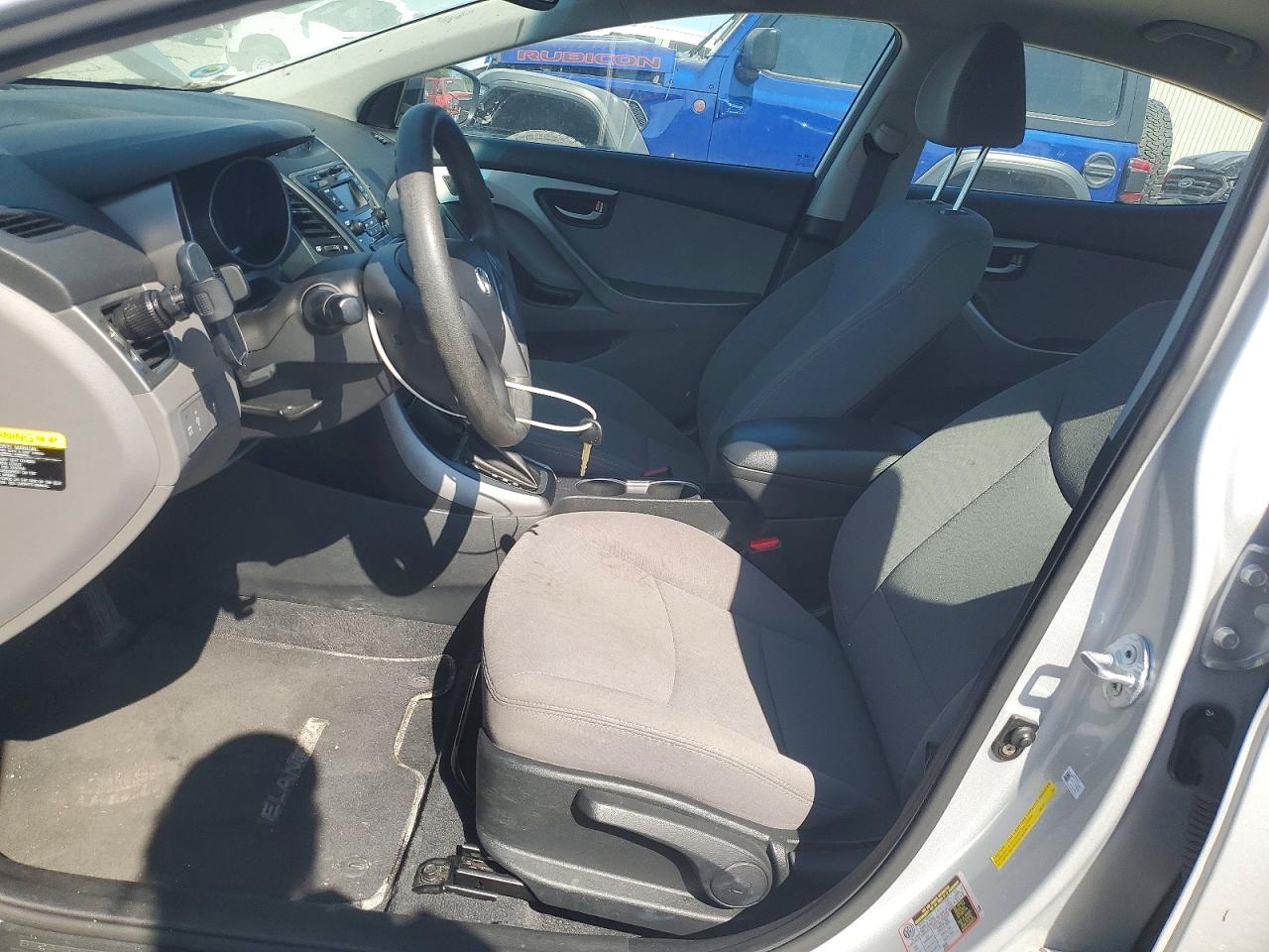 Hyundai ELANTRA Se