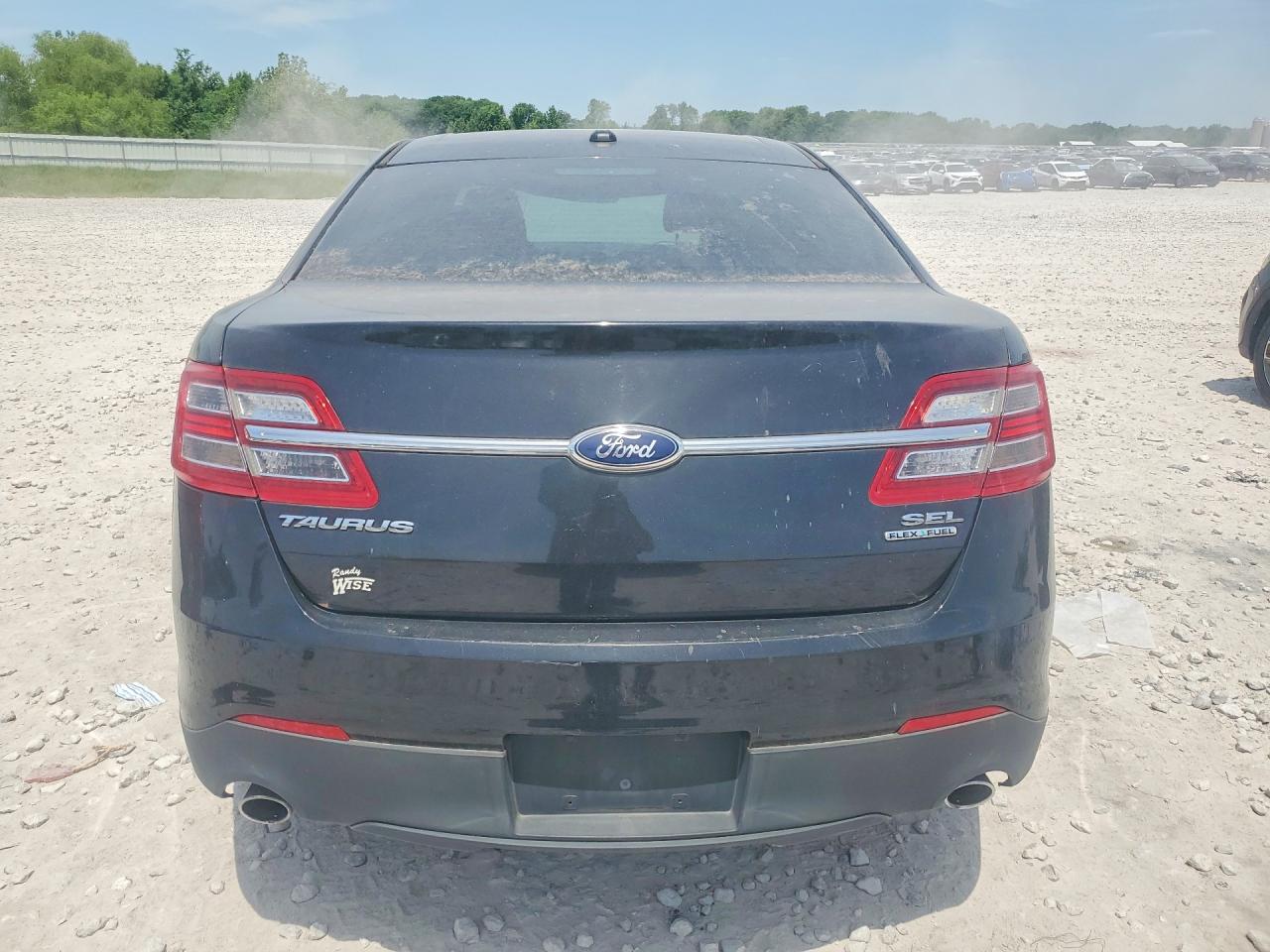 Ford Taurus Sel