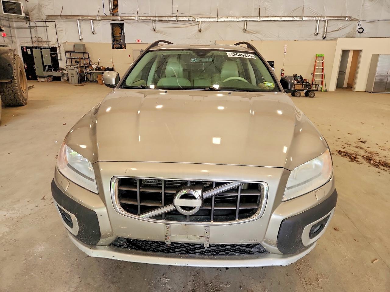 Volvo XC70 3.2