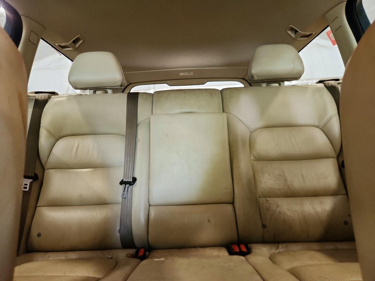 Volvo XC70 3.2