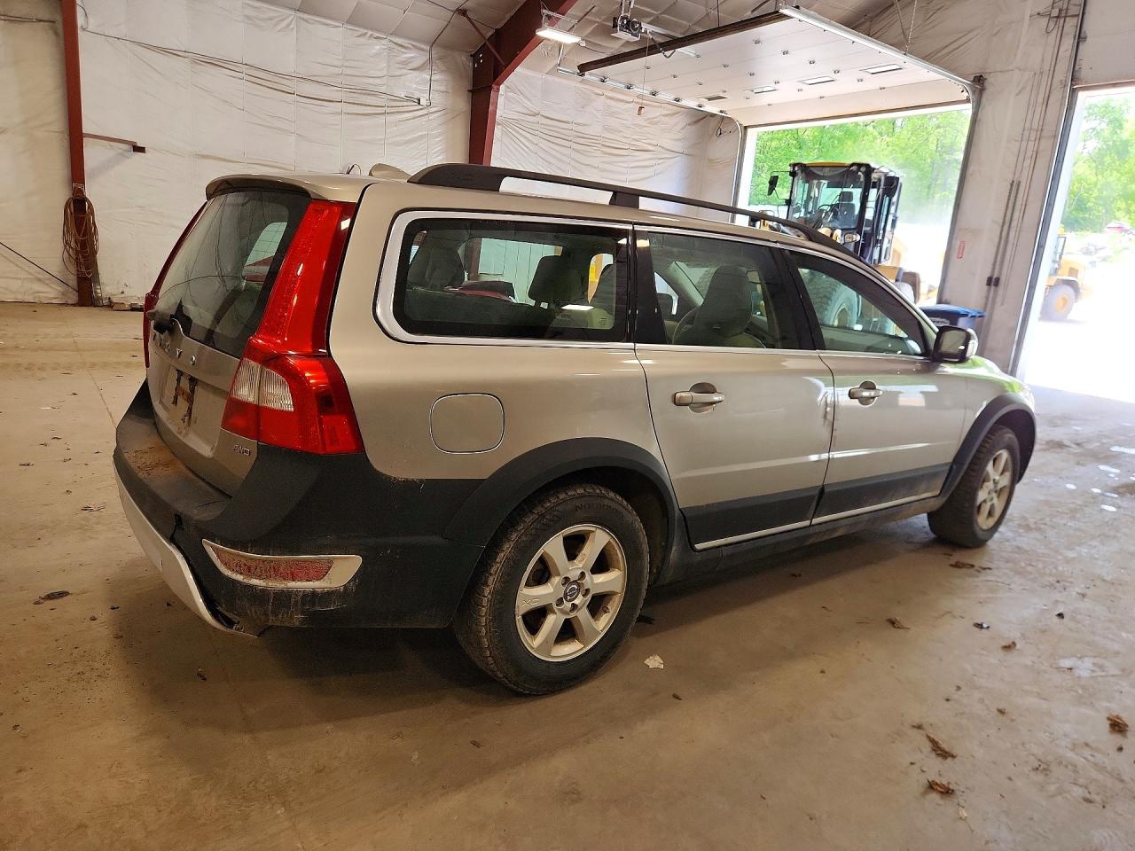 Volvo XC70 3.2