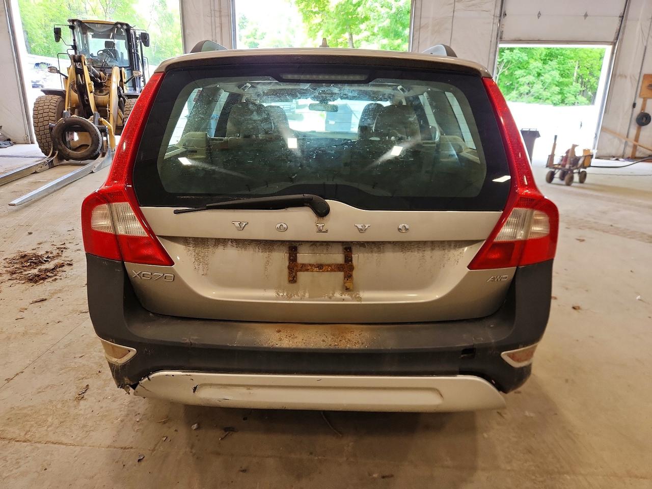 Volvo XC70 3.2