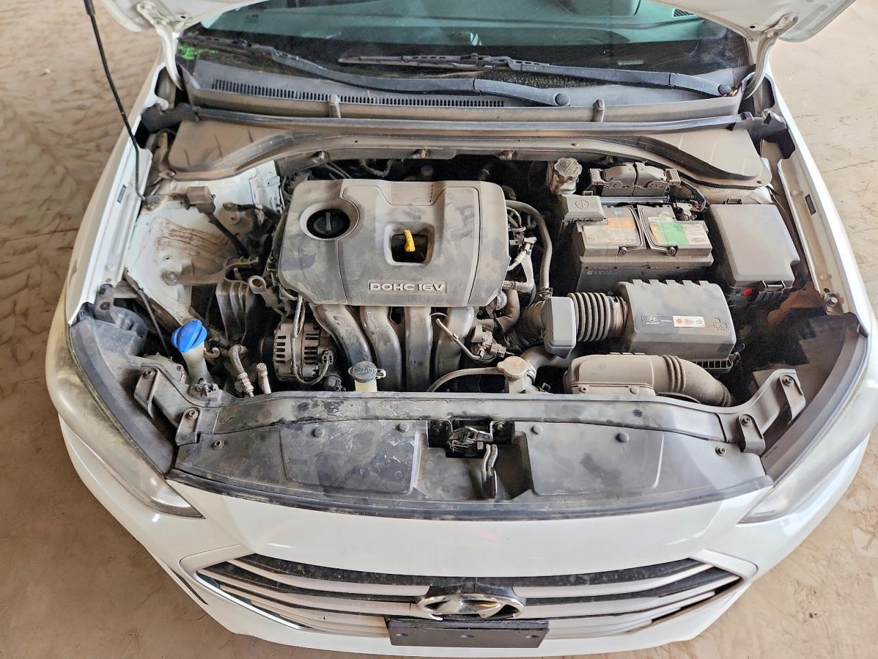 Hyundai ELANTRA Sel