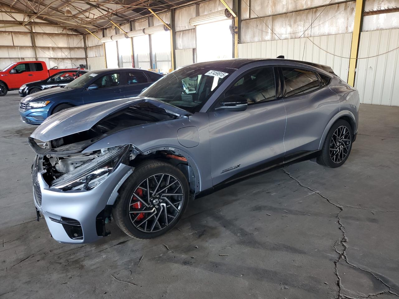 Salvage Ford Mustang Image