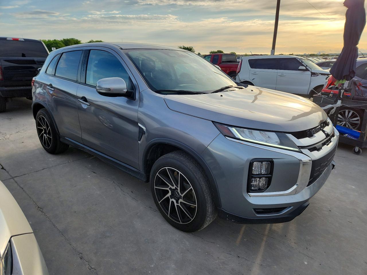 Mitsubishi Outlander Es