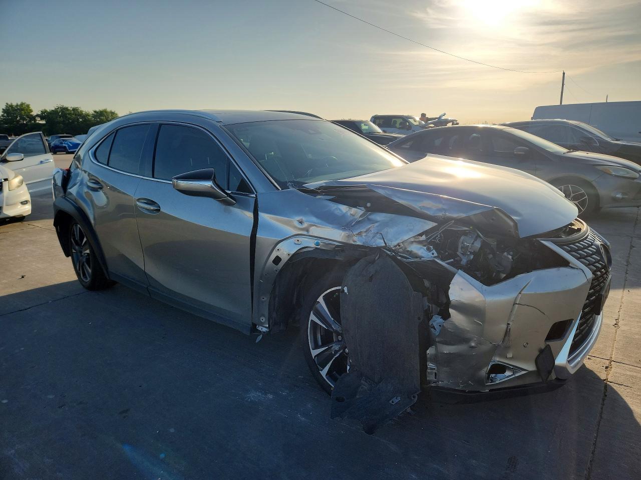 Lexus Ux Base