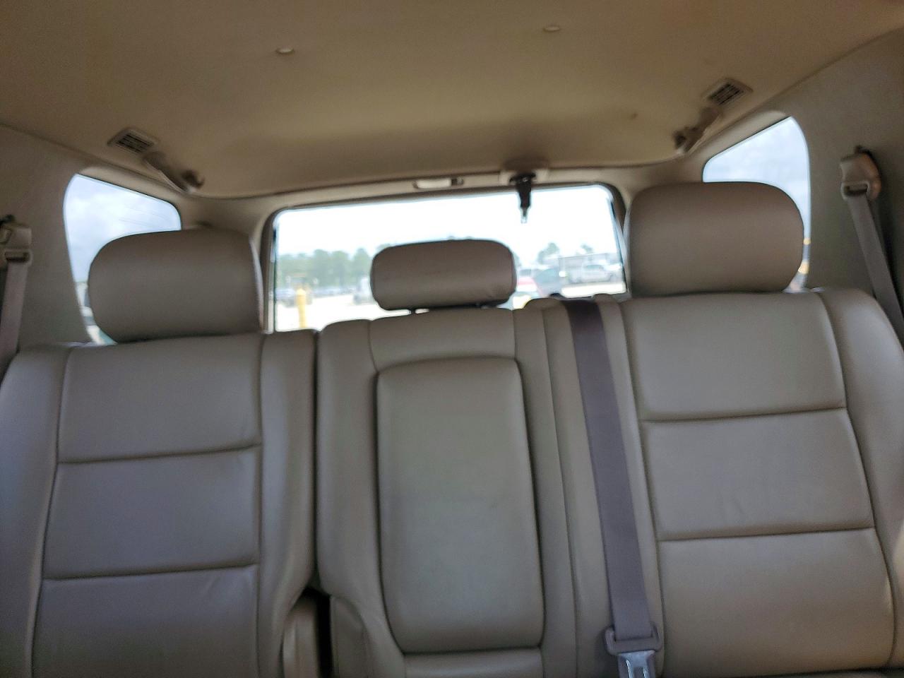 Toyota Sequoia Sr5
