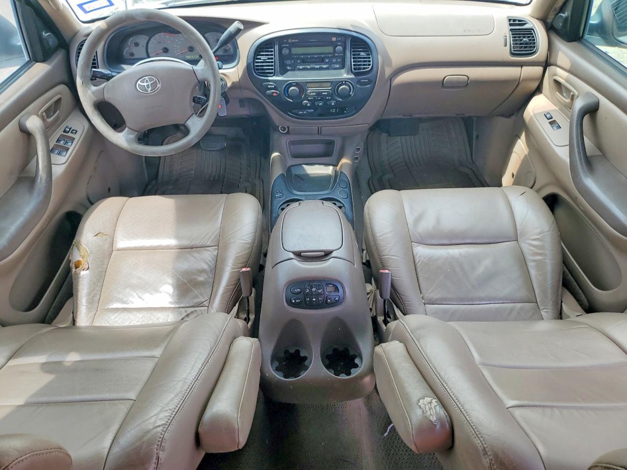 Toyota Sequoia Sr5