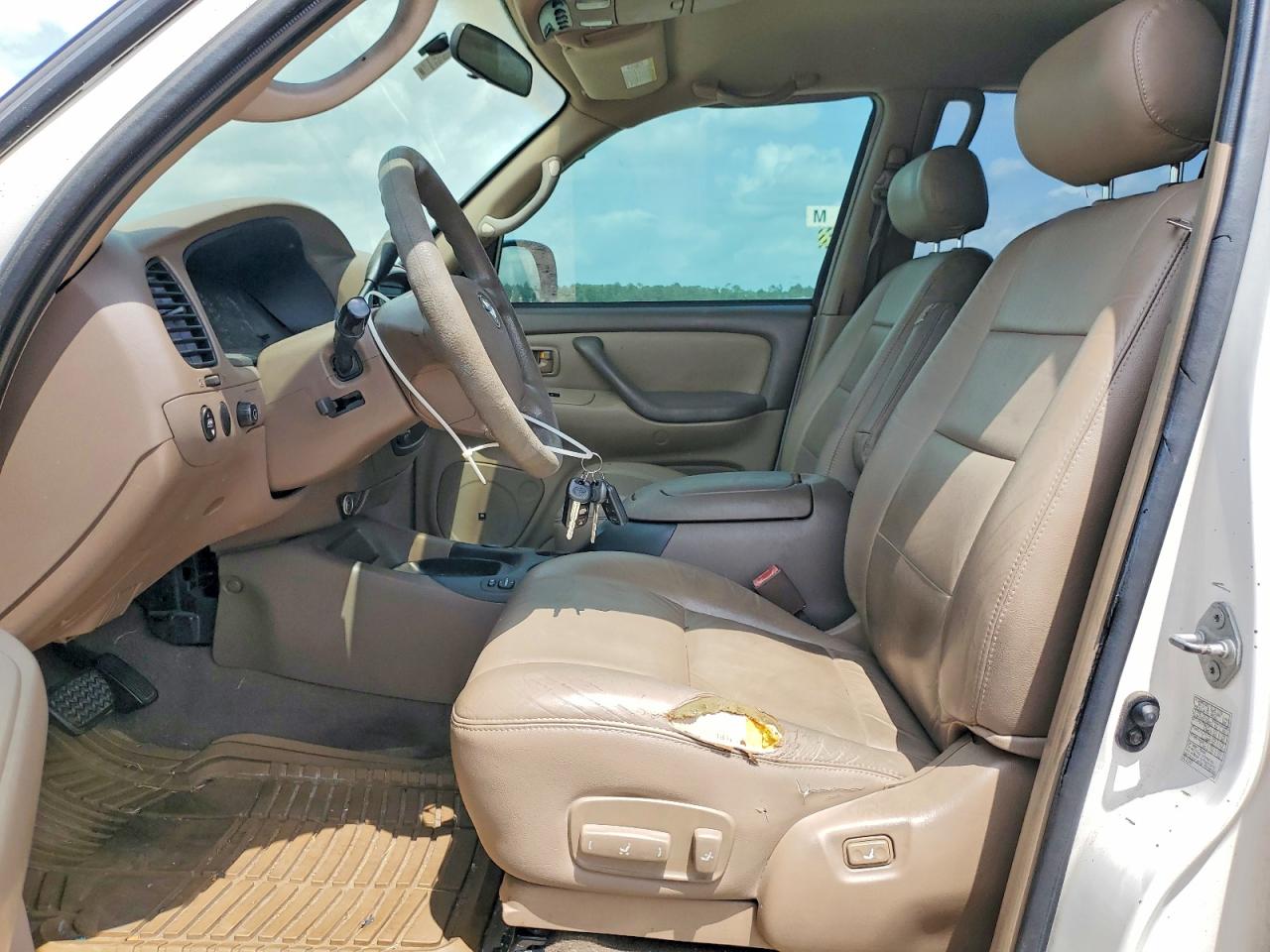 Toyota Sequoia Sr5
