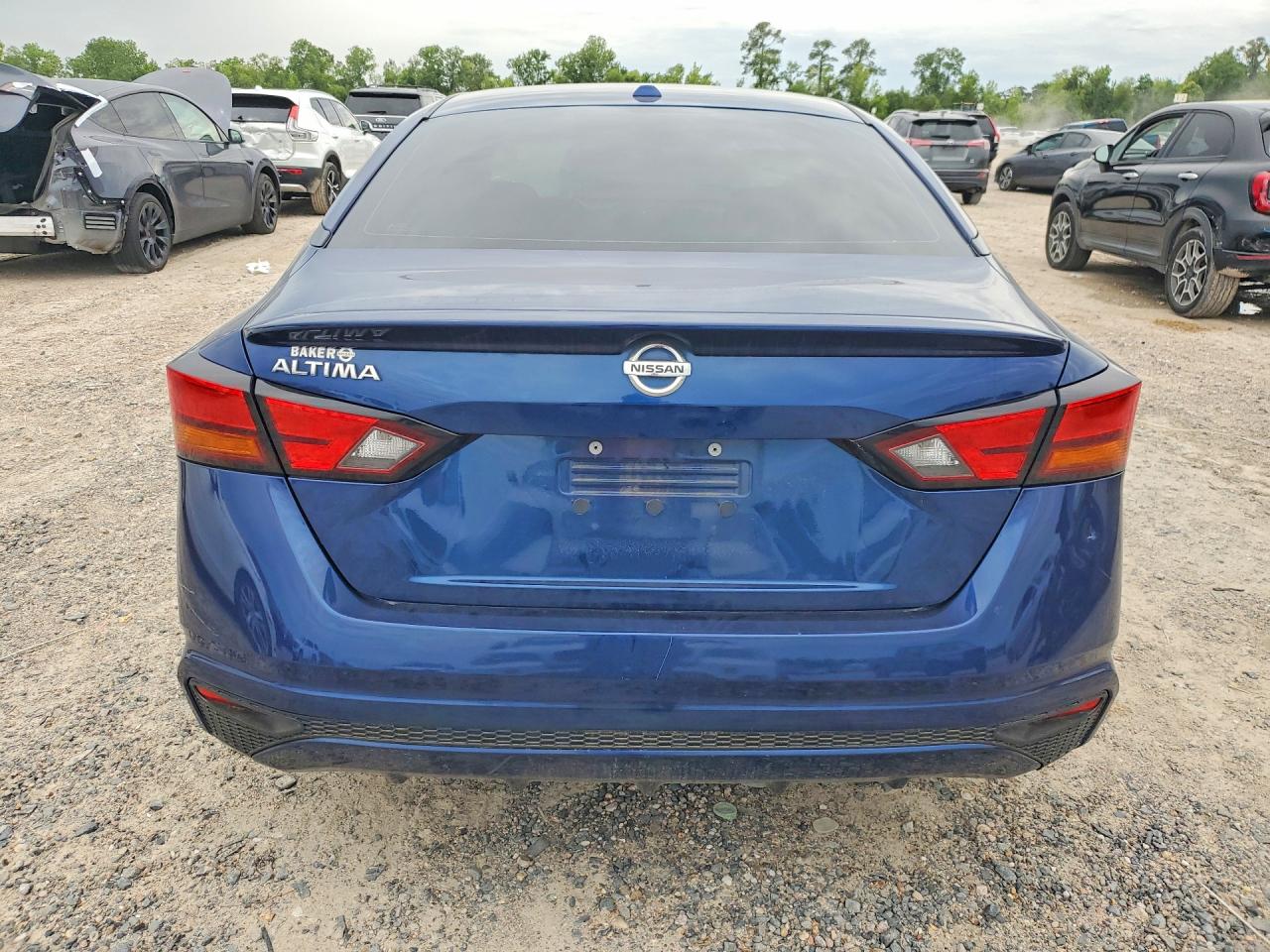 Nissan Altima S