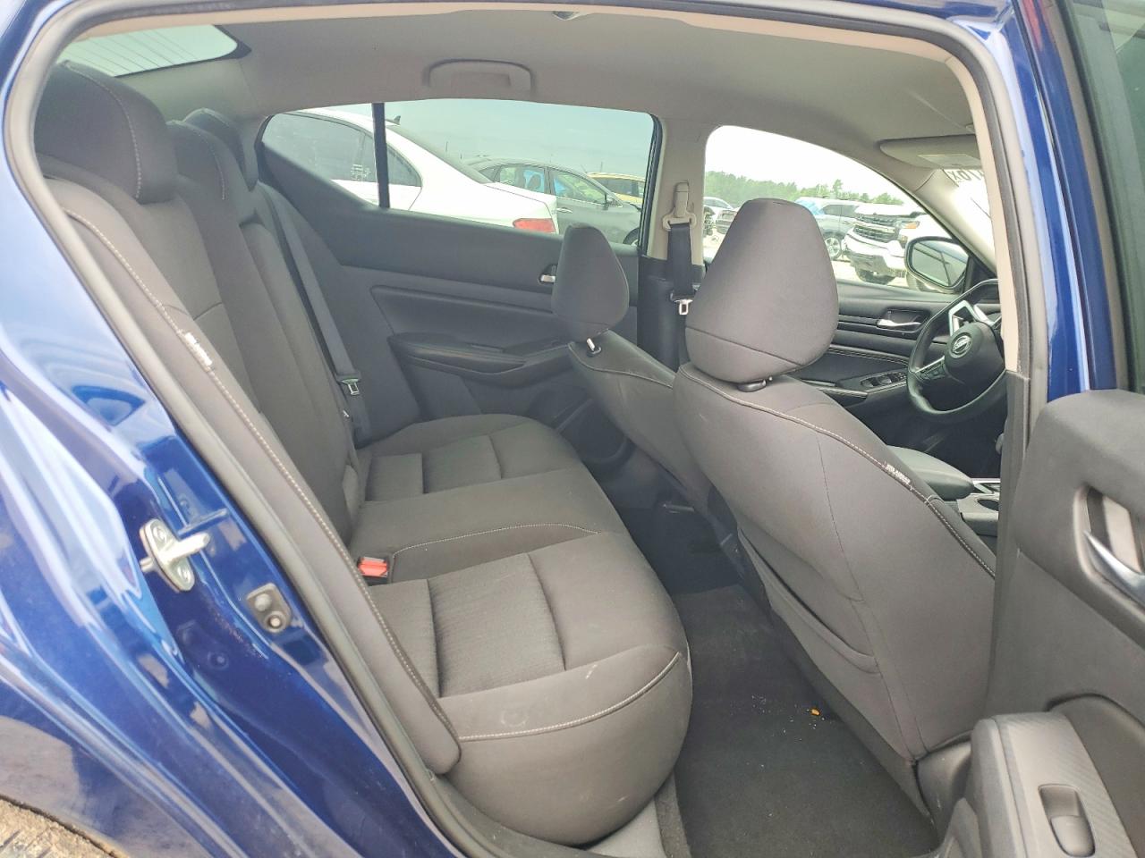 Nissan Altima S
