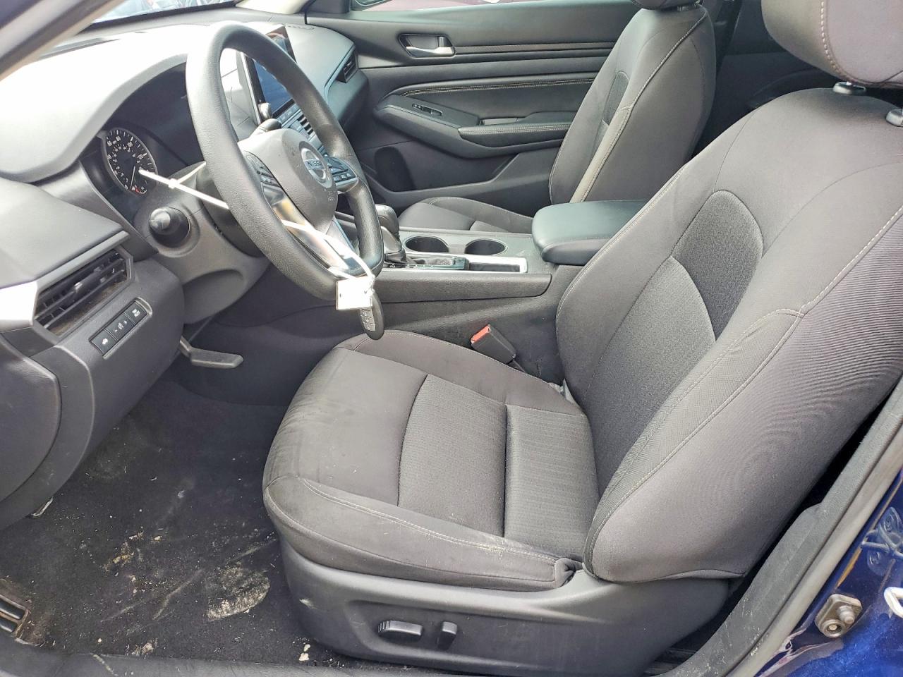 Nissan Altima S