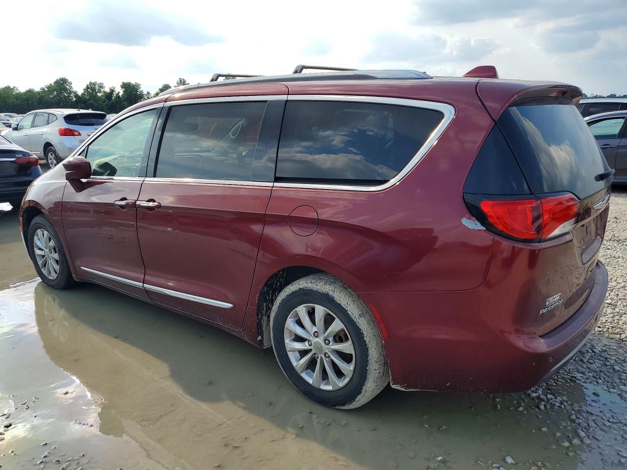 Chrysler Pacifica Touring L