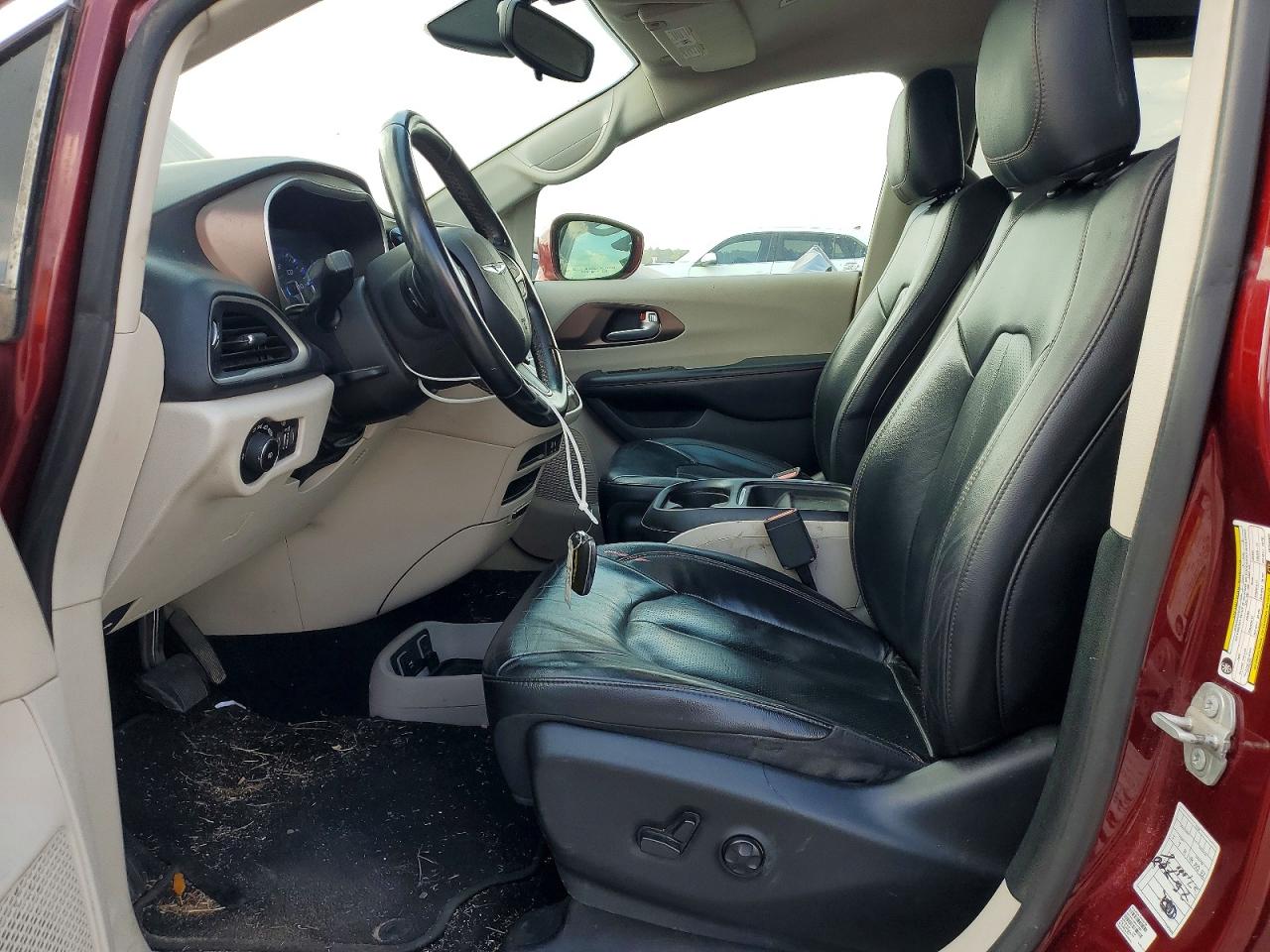 Chrysler Pacifica Touring L