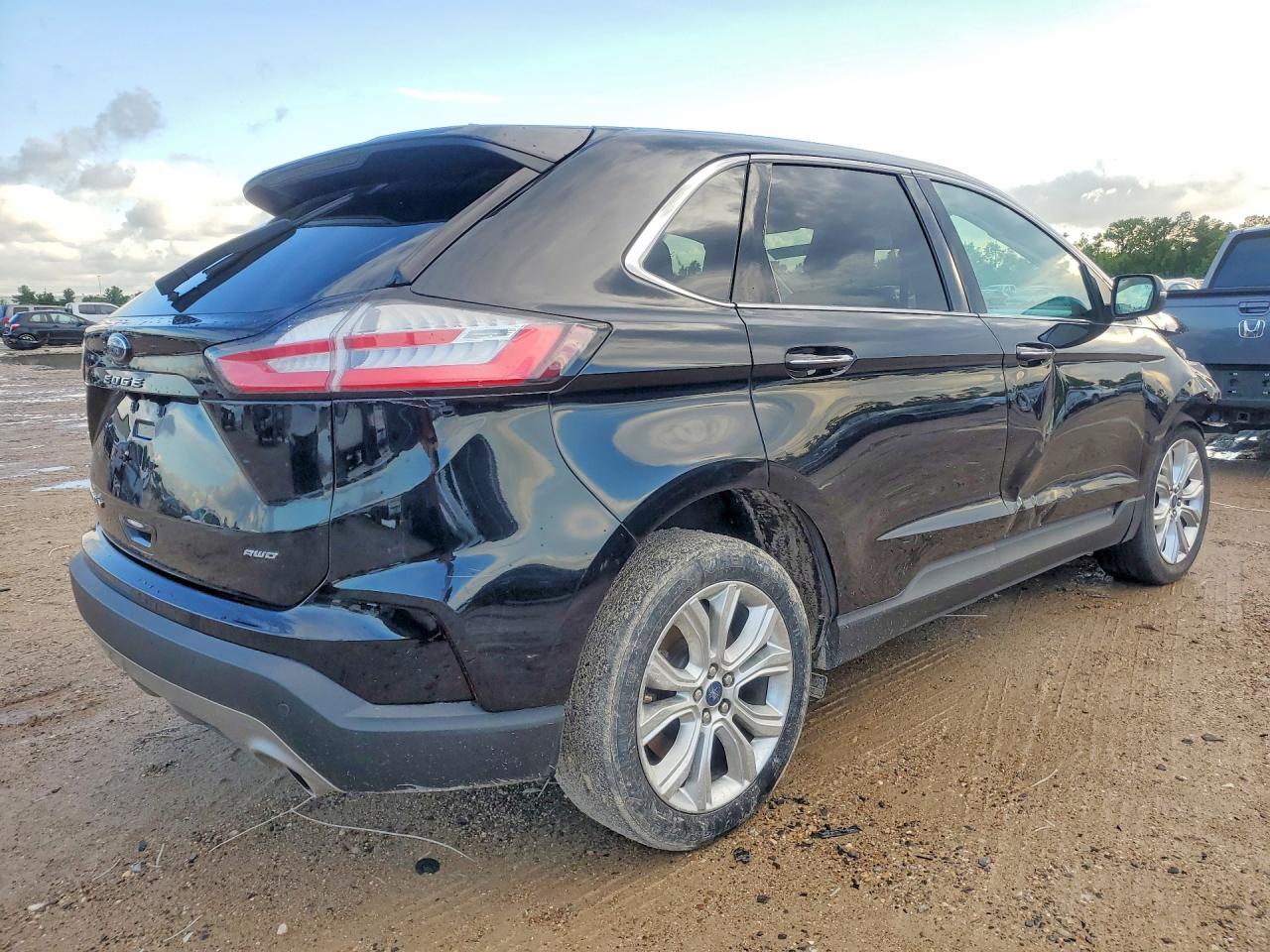 Ford Edge Titanium