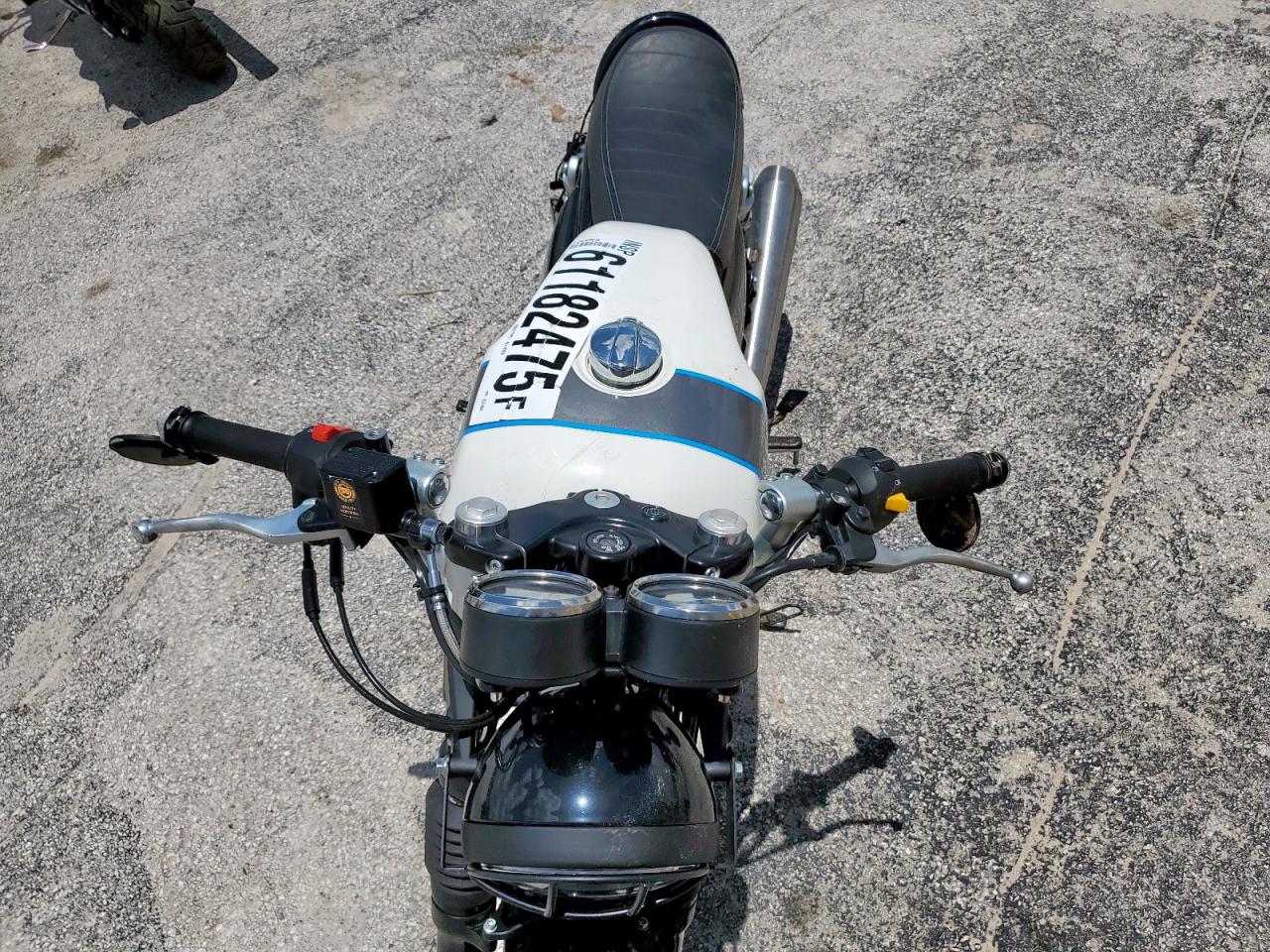 Royal Enfield Motors Int 650
