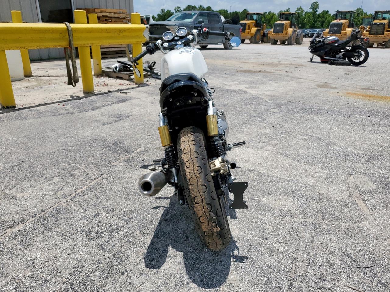 Royal Enfield Motors Int 650