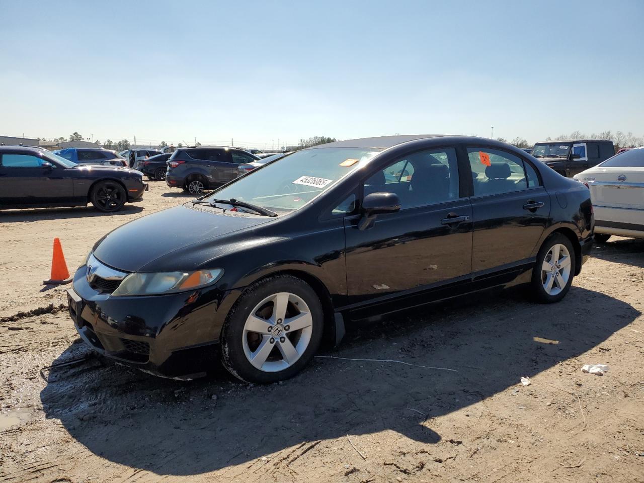 Salvage Honda Civic Image