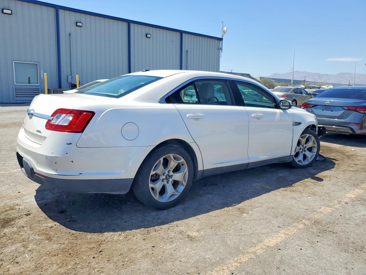 Ford Taurus Sel