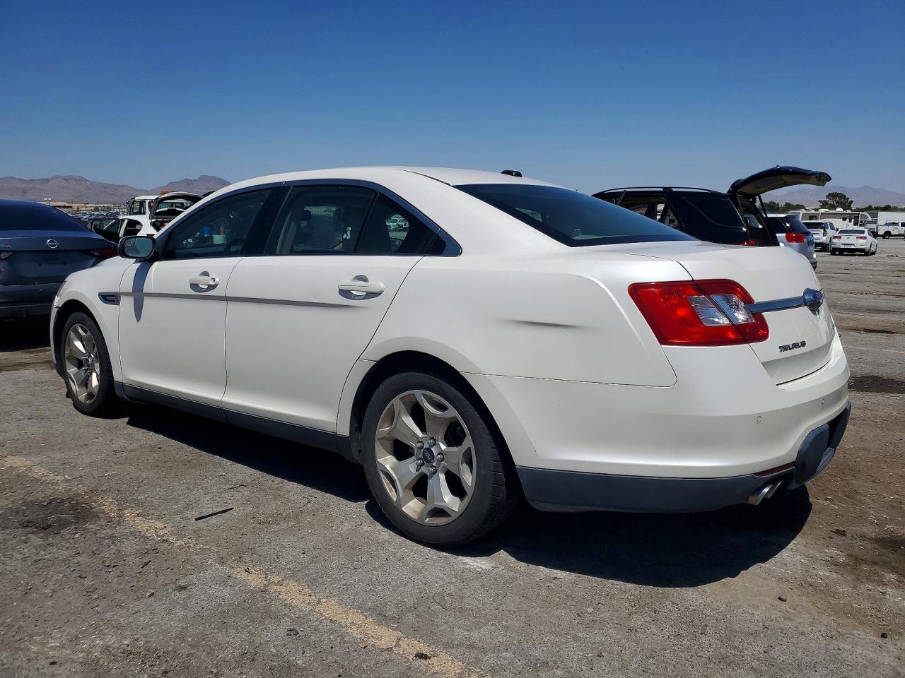 Ford Taurus Sel