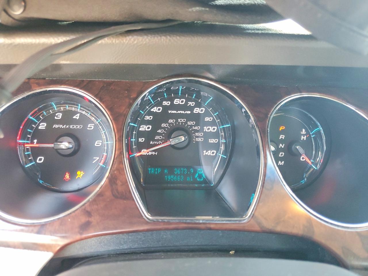 Ford Taurus Sel