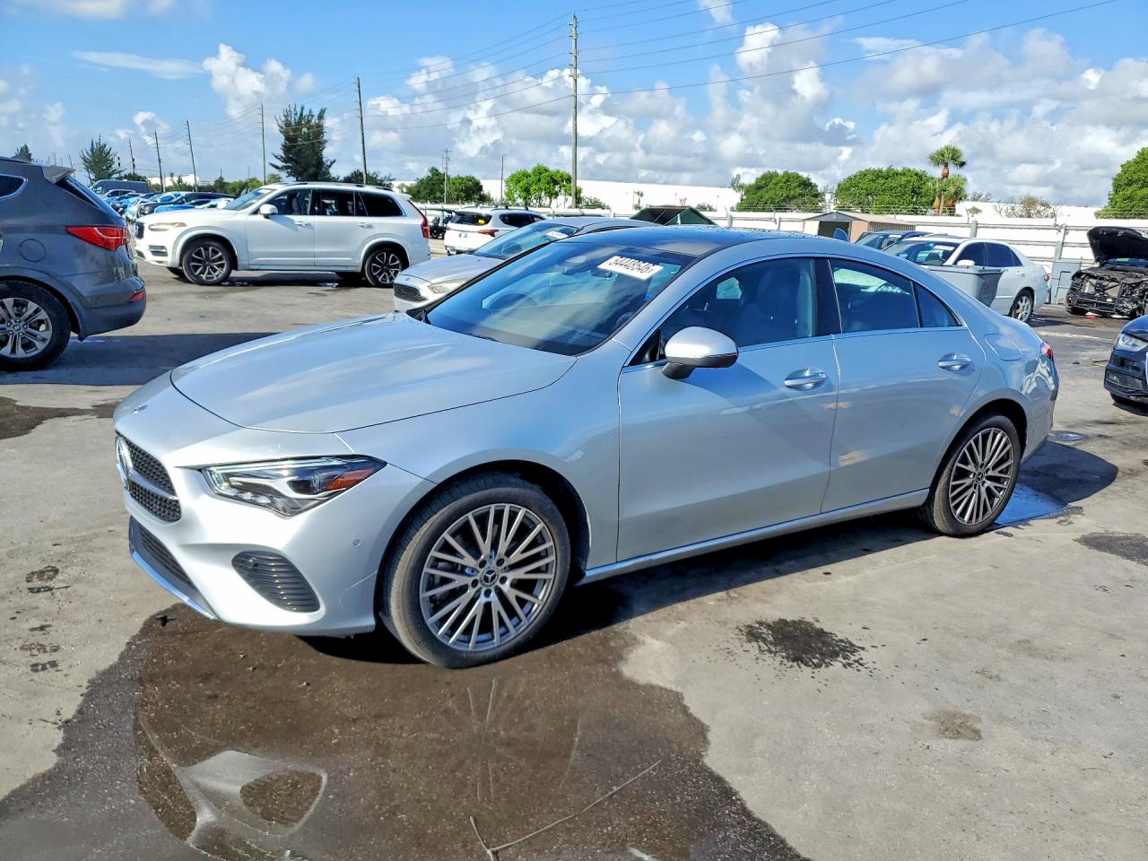 Salvage Mercedes-Benz Cla-class Image
