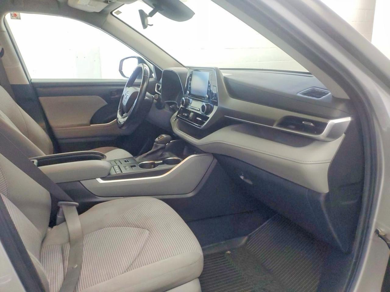 Toyota Highlander Le