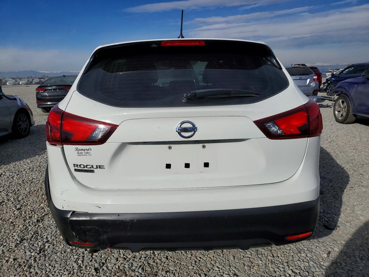 Nissan Rogue S