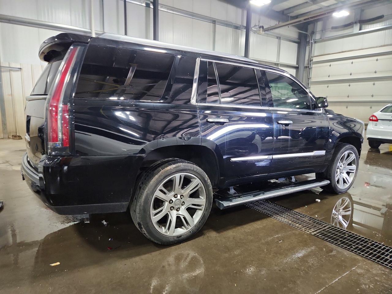 Cadillac Escalade Premium